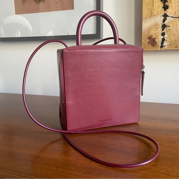 Building Block Box Bag Burgundy excellent condition - Picture 6 of 6